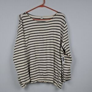 Ladies Pullover Blouse NWT
